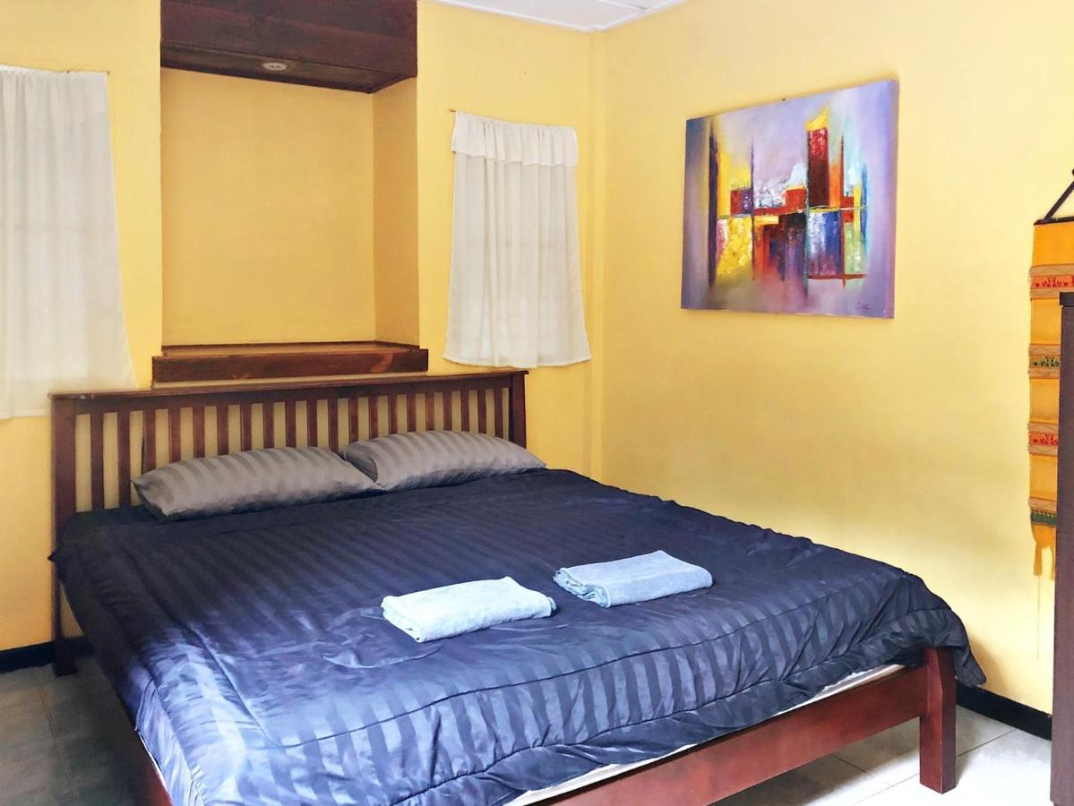 Blue Beach Resort Baanphakrimlay Ngoại thất bức ảnh