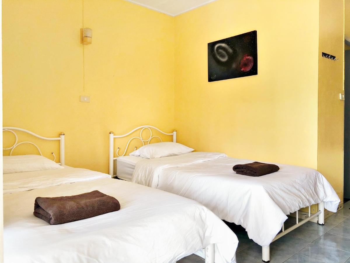 Blue Beach Resort Baanphakrimlay Ngoại thất bức ảnh