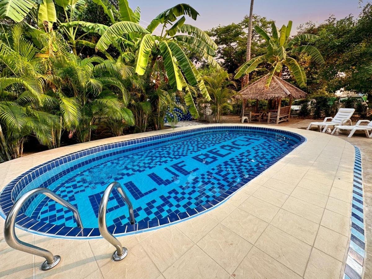 Blue Beach Resort Baanphakrimlay Ngoại thất bức ảnh